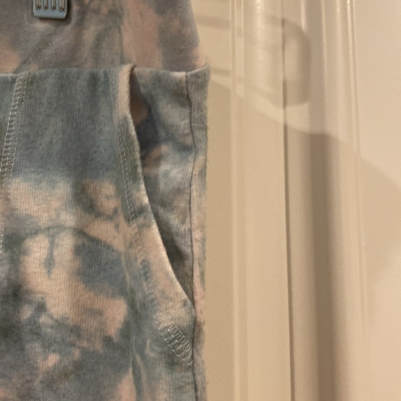 SET- top and bottom! Girls size 12 Sol Angeles matching sweatshirt and pants - Picture 4 of 7